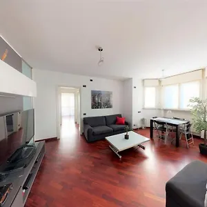 Appartamento Apartment+garage Near Novegro Exhibition/linate, Segrate